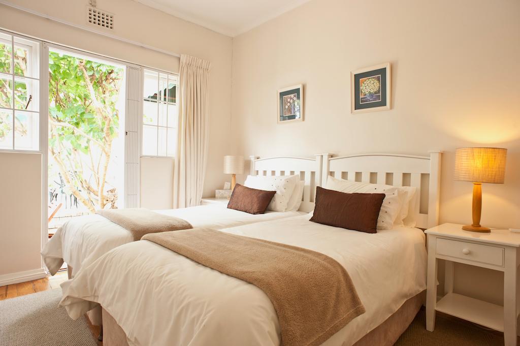Squirrels Way Cottages Le Cap Chambre photo
