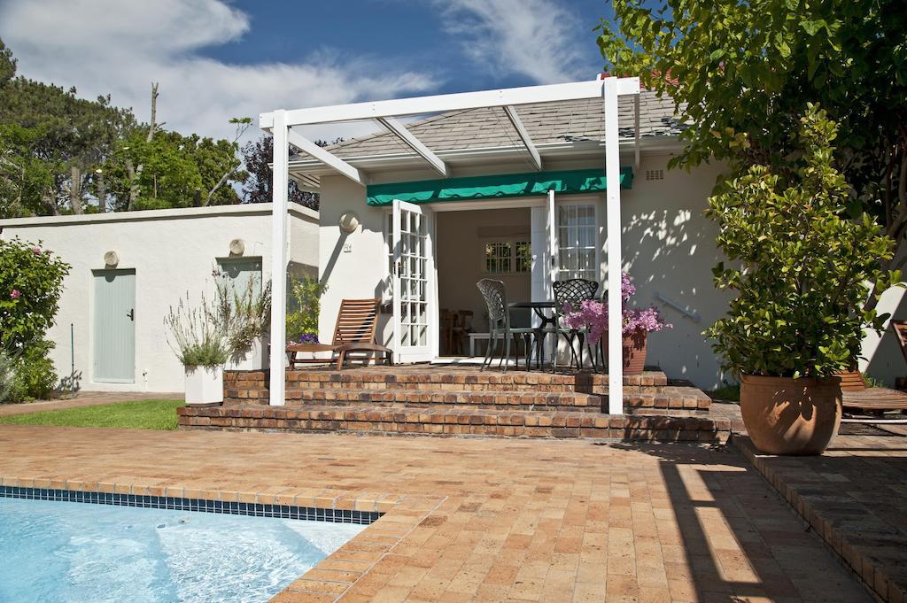 Squirrels Way Cottages Le Cap Chambre photo